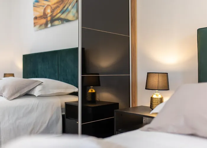 Appartamento Treno, Luxurious With Jacuzzi And Sea-view *