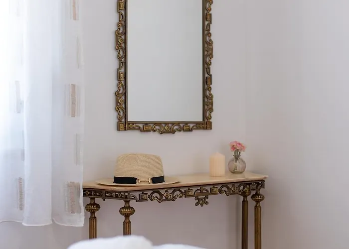 Treno, Luxurious With Jacuzzi And Sea-view Apartmán Trogir